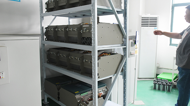 電壓調節(jié)器也需要好好檢查，這樣才能更好的使用