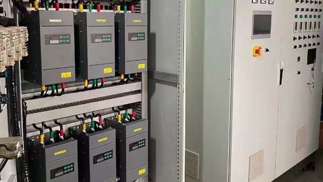 電力調(diào)整器的效率如何計(jì)算，有哪些因素可能影響其效率？