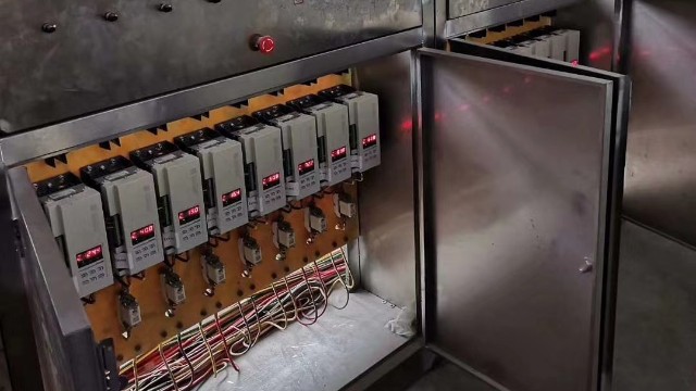 電力調(diào)整器中的軟開關(guān)技術(shù)是如何工作的，它有哪些優(yōu)勢(shì)？