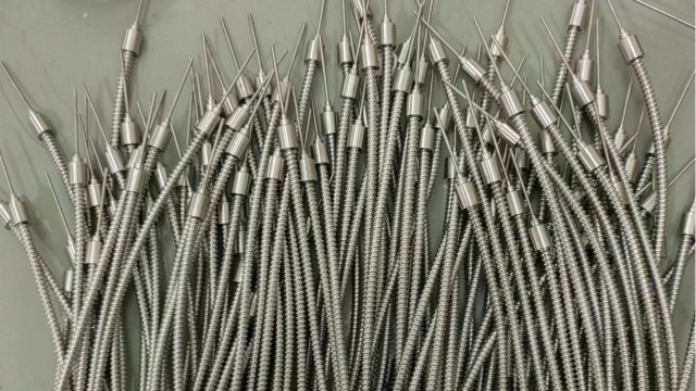 熱電阻的構造和材料選擇如何影響其穩(wěn)定性？