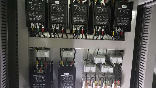 電力調(diào)整器是如何幫助維持電網(wǎng)穩(wěn)定性的？