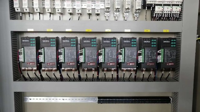 電力調(diào)整器的未來發(fā)展趨勢是什么，它將如何推動電力系統(tǒng)的創(chuàng)新和可持續(xù)性？