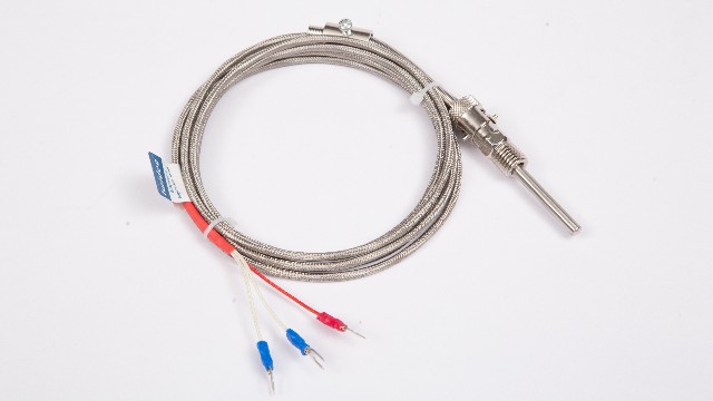 熱電偶與其他溫度傳感器（如電阻溫度計和紅外線溫度計）相比有什么優(yōu)勢和劣勢？