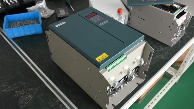 TS三相電力調(diào)整器的控制模式