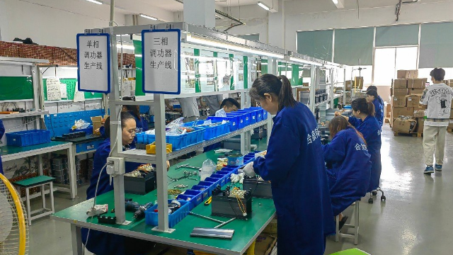 電力調(diào)整器外殼帶電？3步快速區(qū)分感應(yīng)電與漏電，附完整解決方案