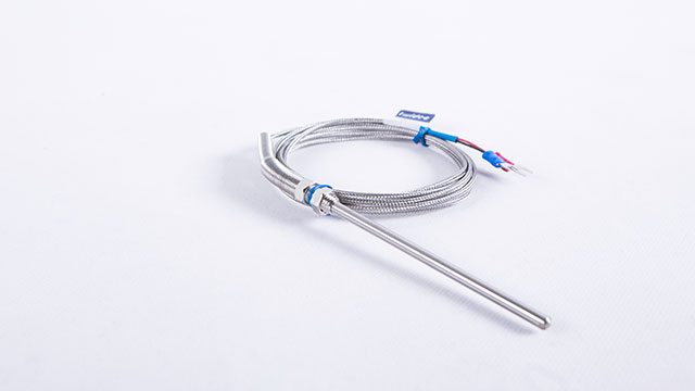 溫度傳感器按照輸出方式可分為哪幾類？