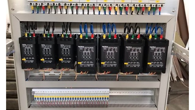 調(diào)功器在電動(dòng)汽車充電設(shè)備中的作用是什么？